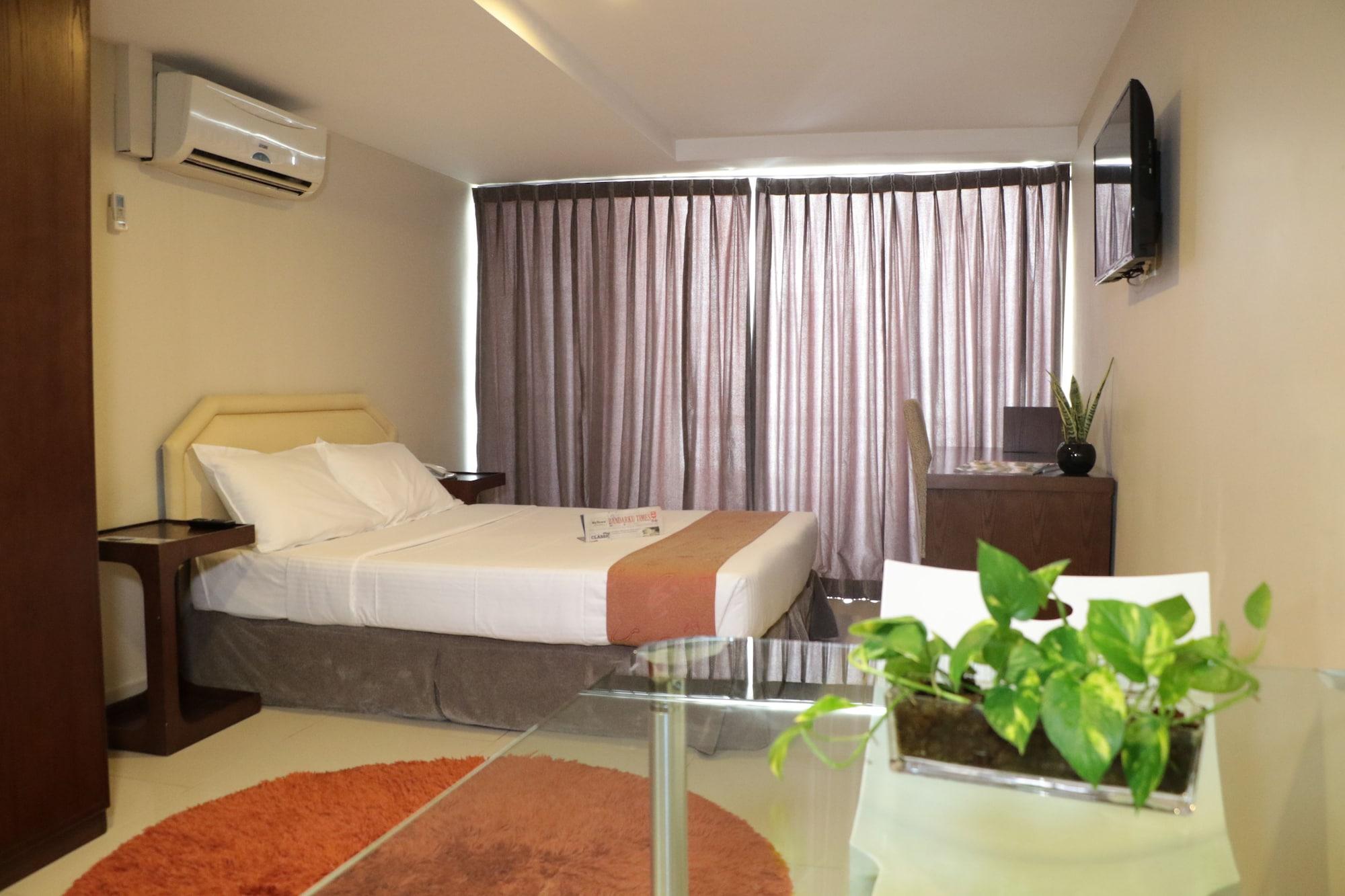 เลอแกลอรี สวีทส์ โฮเต็ล Hotel บันดาร์เสรีเบกาวัน ภายนอก รูปภาพ